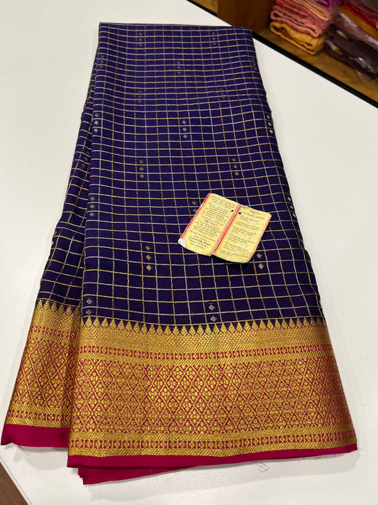 Checks pattern with rich pallu