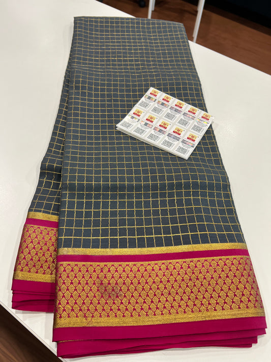 Checks pattern with rich pallu with beautiful colors combination