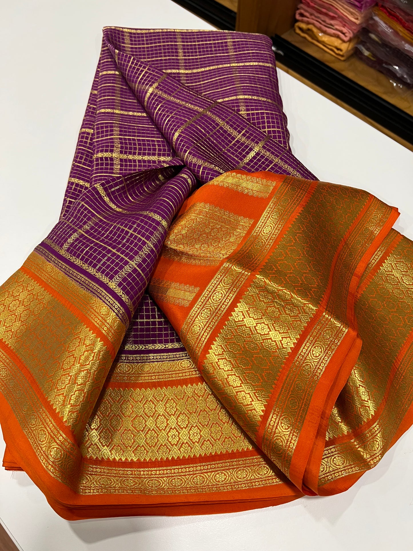 Checks pattern with rich pallu