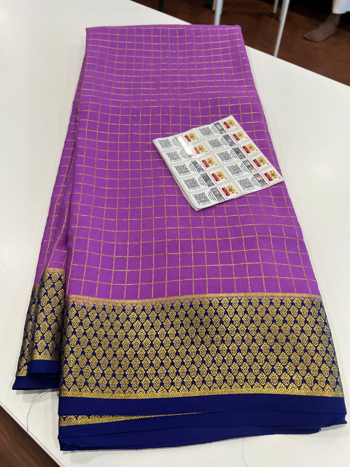 Checks pattern with rich pallu with beautiful colors combination