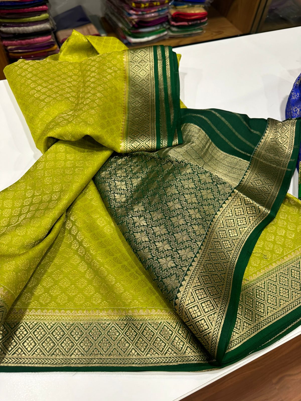 Pure brocade Mysore silk sarees with 120 grm thickness with rich pallu