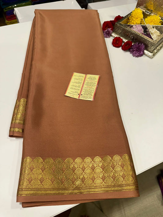 Pure Mysore silk sarees with 100 grm thickness and traditional flower border with beautiful color combinations which comes with elegant colors