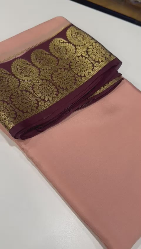Pure Mysore silk sarees with 120 grm thickness and mango n chakra border with contrast combination which comes with contrast pallu n blouse piece